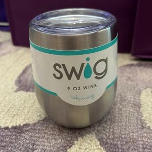NWT Swig 9oz Insulated Cup